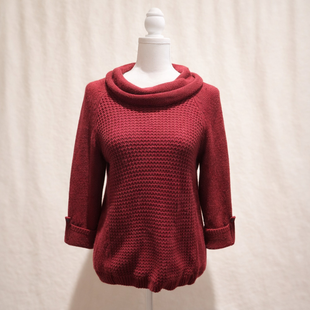 Leo & Nicole Wine Knit Sweater Size PM  Quiet Luxury Capsule Wardrobe Boutique